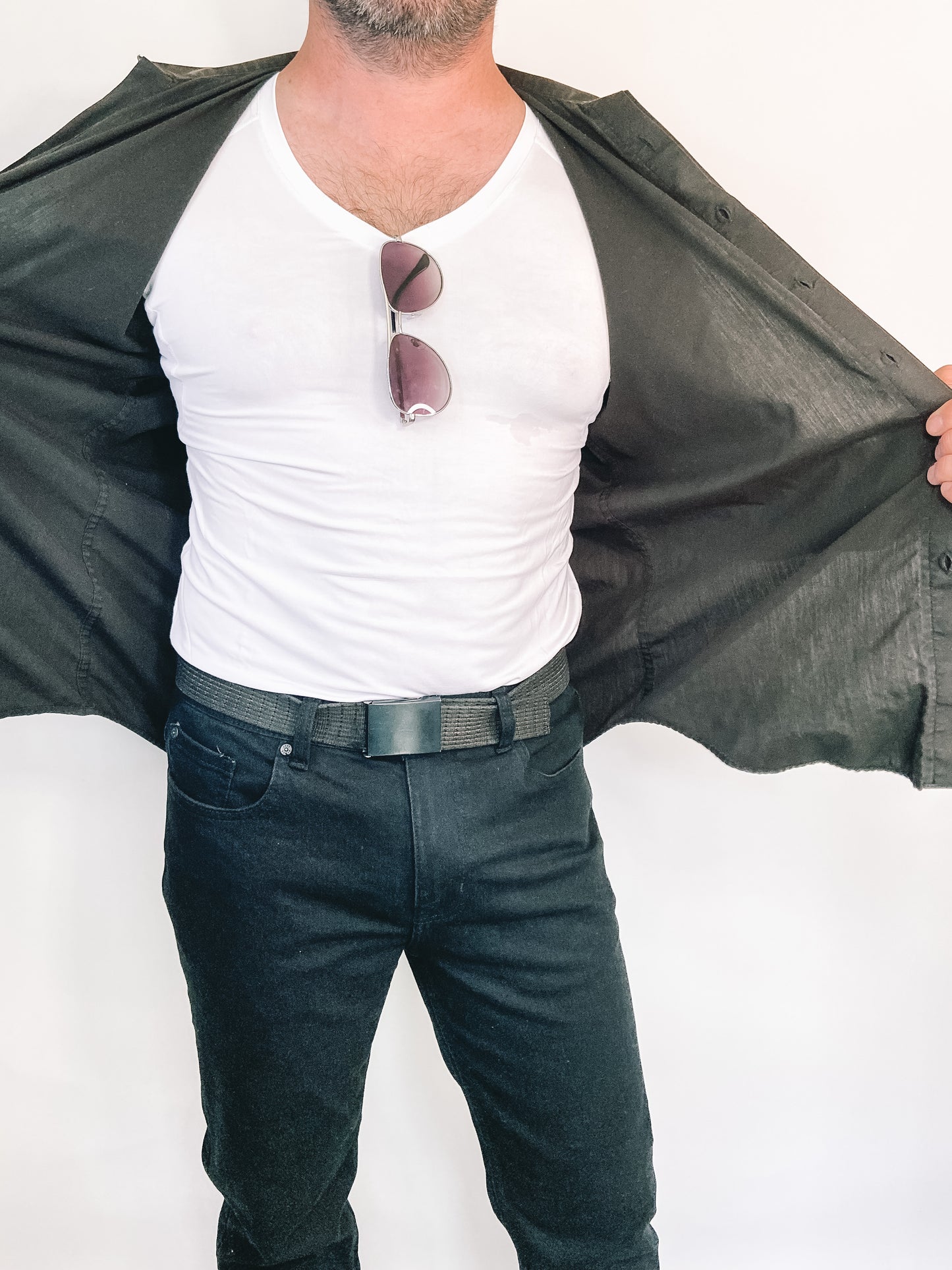 The Original - V-Neck Unisex Sweatproof Undershirt